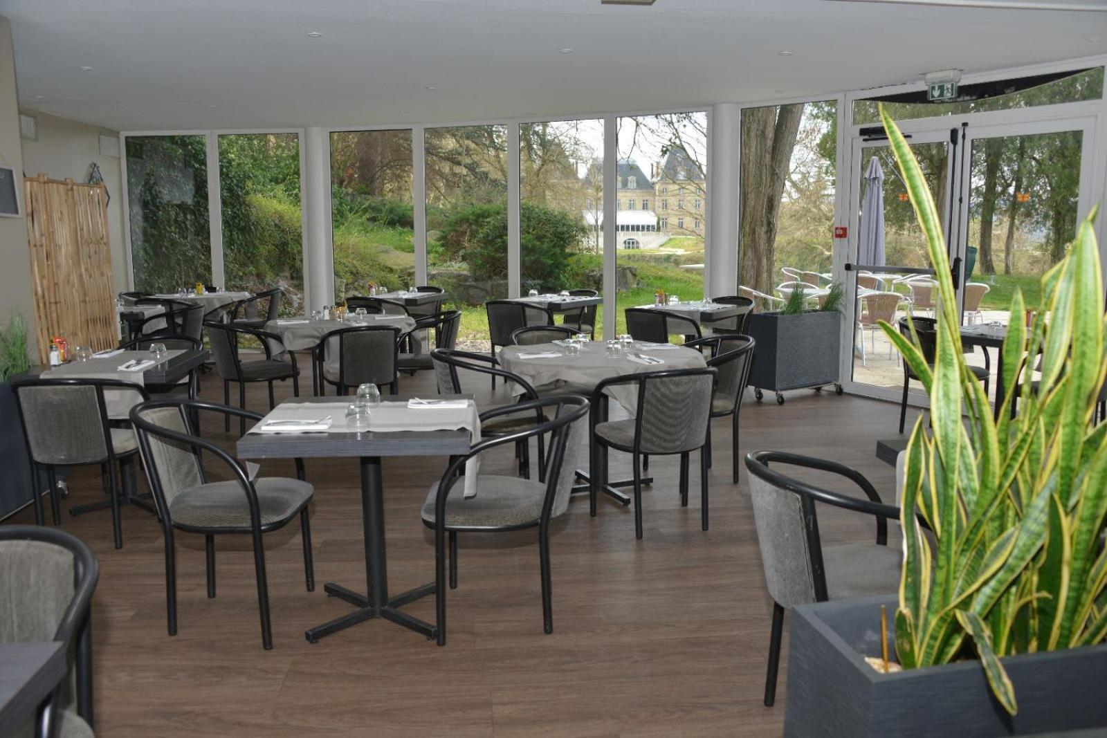 Best Western Golf D'Albon Exterior foto